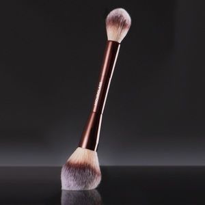 NIB✔️Hourglass 🌸 Veil Powder Brush